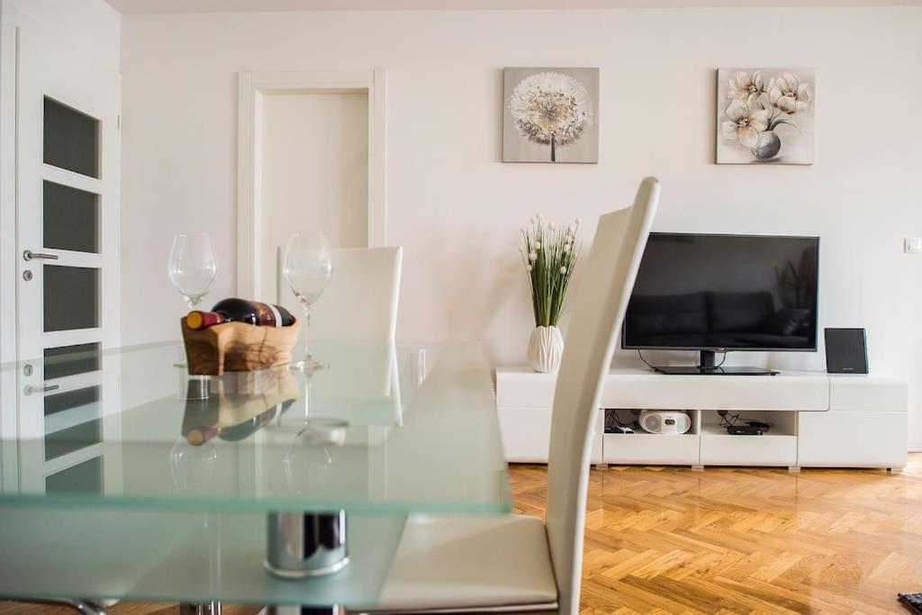 Apartment Jully Podstrana Exteriör bild