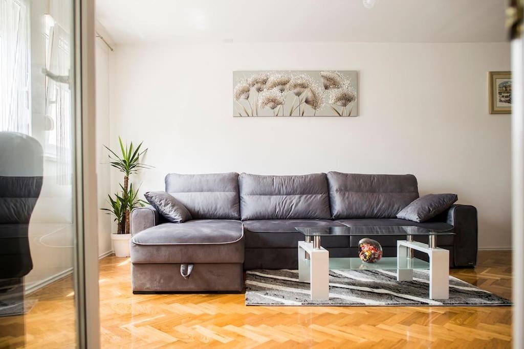 Apartment Jully Podstrana Exteriör bild